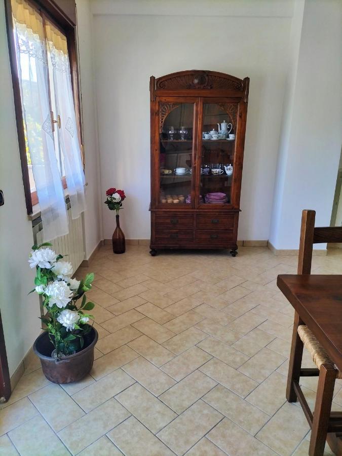 Appartamento Di Via Refini II Spoleto Exterior foto